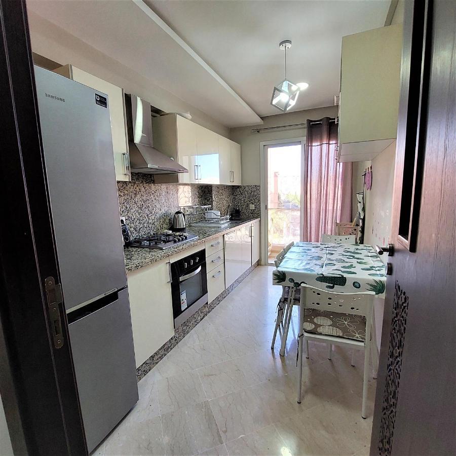 Appartement Pour Familles En Residence Avec Piscine Et Wifi Marrakesh Exteriör bild