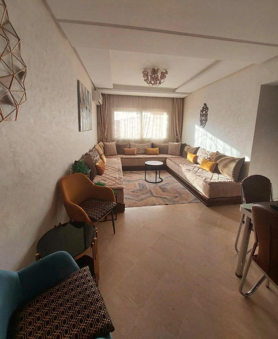 Appartement Pour Familles En Residence Avec Piscine Et Wifi Marrakesh Exteriör bild